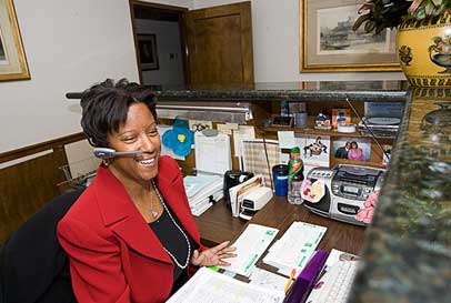 Sherri Hamilton, Receptionist